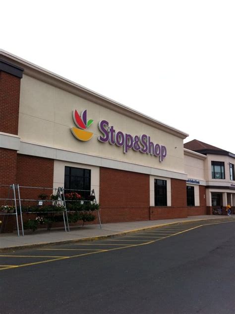 Visit your local Stop & Shop Pharmacy at 127 Samoset Street in Plymouth, MA to receive immunization services, easy prescription transfers, health screenings, text alerts, and other prescription services while you shop. . Stop and shop pharmacy